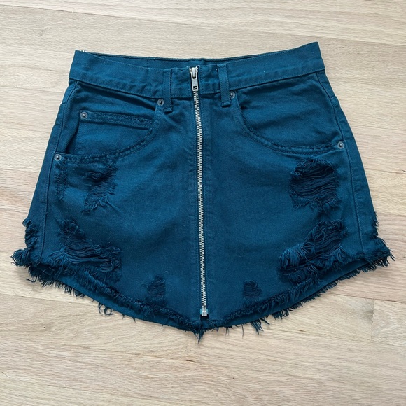 Carmar LA mini skirt from LF the brand - Picture 1 of 4